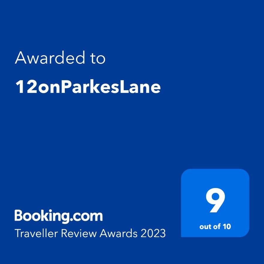 ホテル 12Onparkeslane クニスナ エクステリア 写真